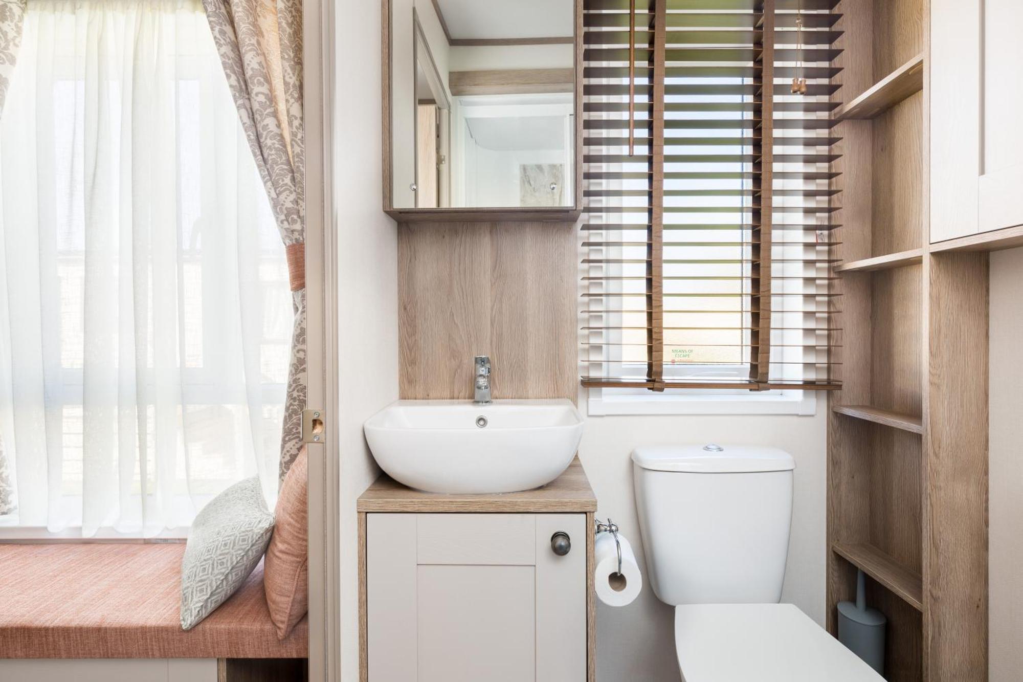 Reeds View Holiday Lodge South Cerney Bagian luar foto