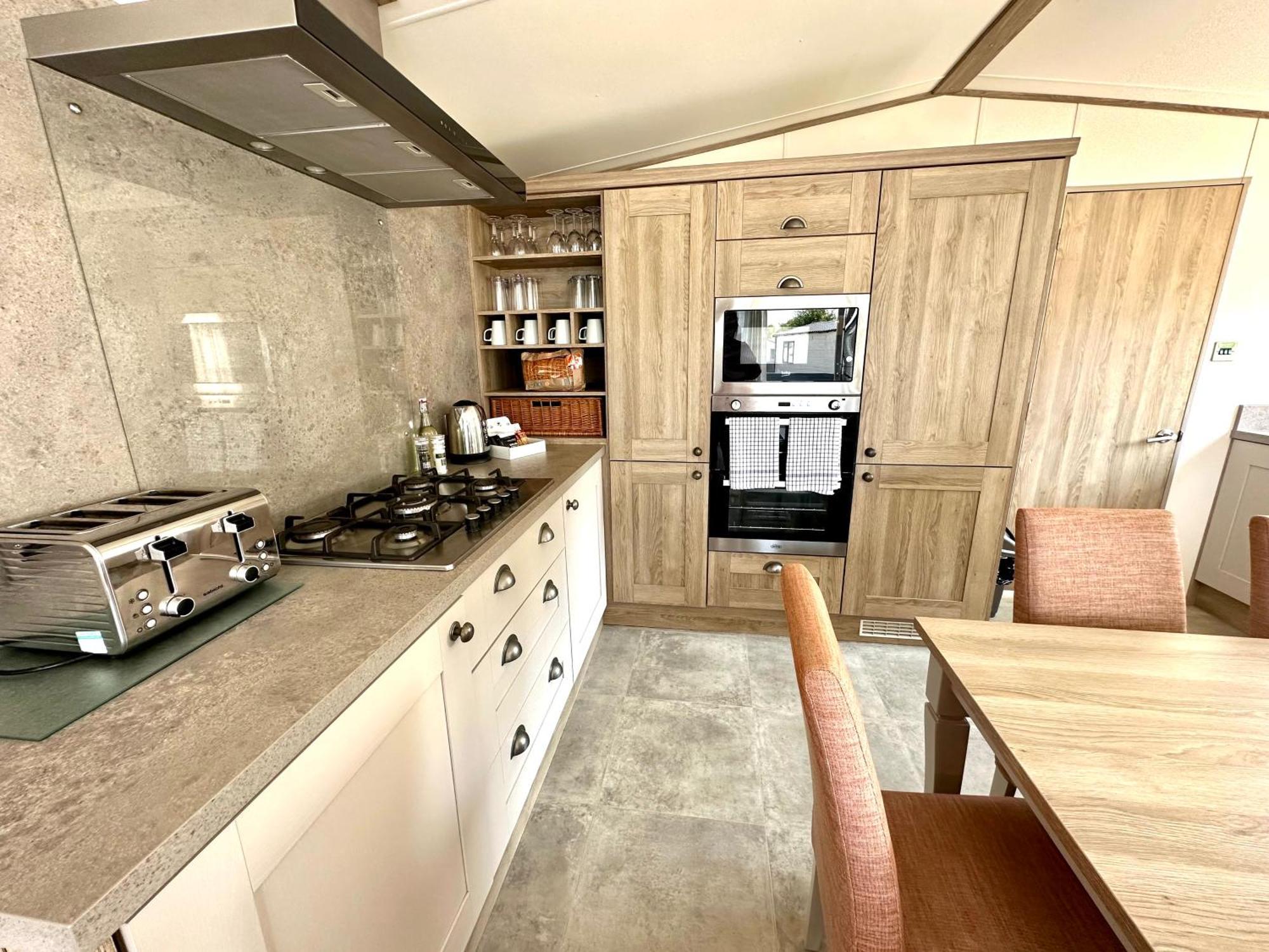 Reeds View Holiday Lodge South Cerney Bagian luar foto